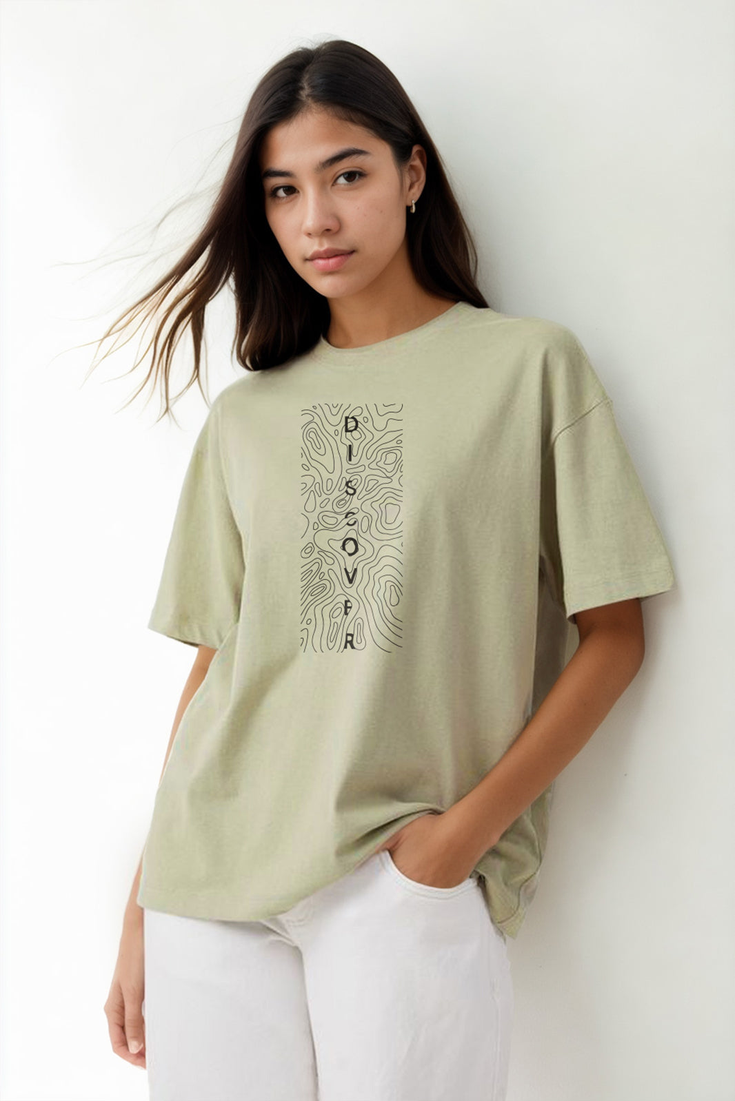 Oversized Fit Discover T-Shirt